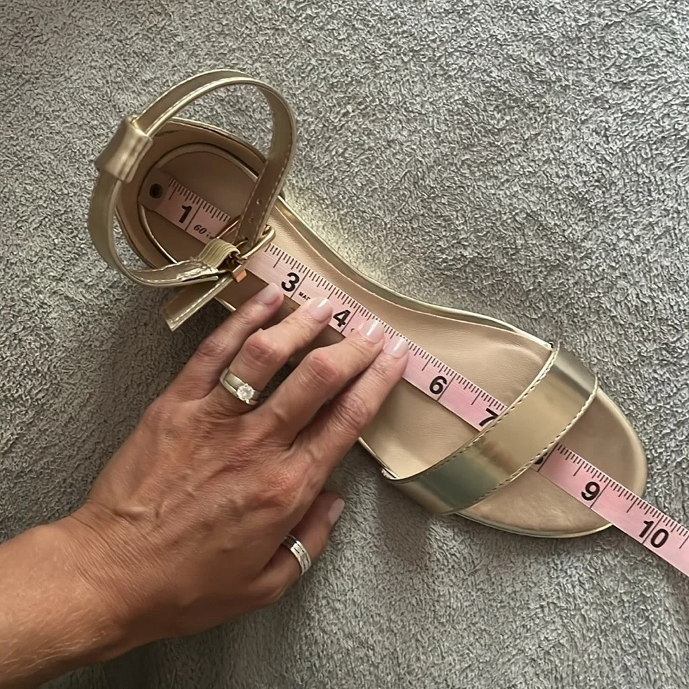 Brand New - Dream Pairs- Gold Low Wedge Heels (size 7.5) - Picture 12 of 13